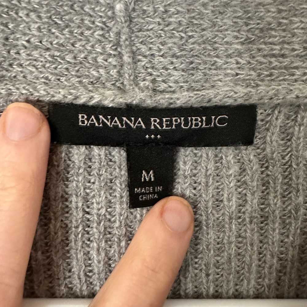 Banana Republic Gray Women's Cardigan Sweater - Picture 2 of 3